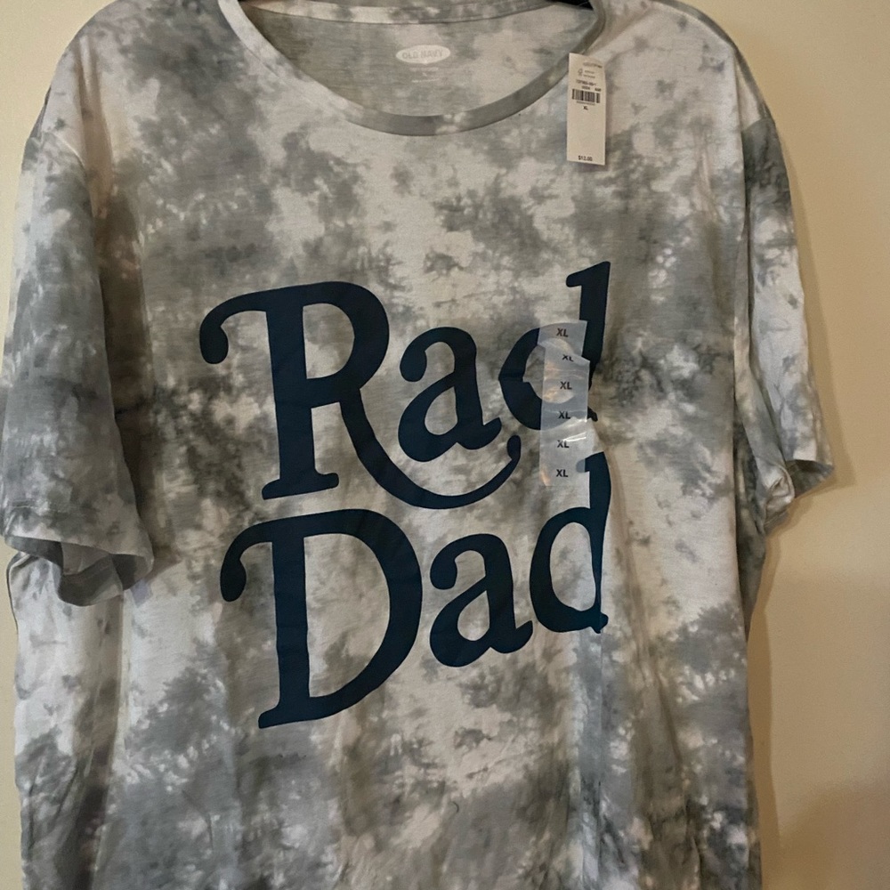Men’s grapgic tee